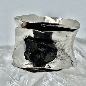 Damesring zilver met ruwe shungiet