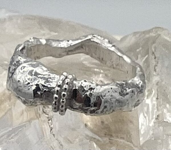 Damesring zilver , gesmeden en gehamerd , fantasie - Afbeelding 3